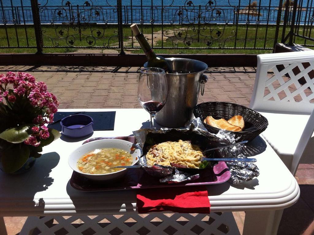 Ferienwohnung Akrotiriya Sea View Nessebar Exterior foto